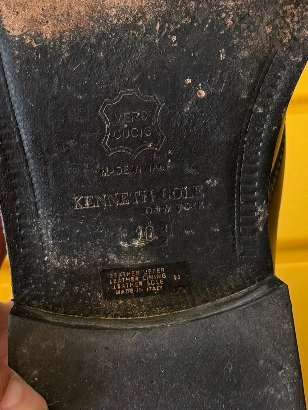 Kenneth Cole Black Leather Cap-Toe Derby Shoes